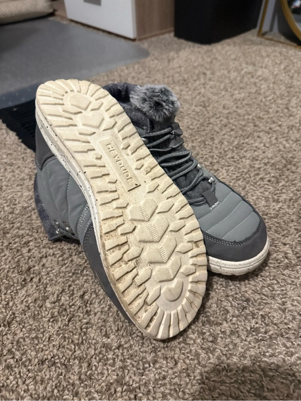 Gray Quilted Faux-Fur Trim Winter Boots
